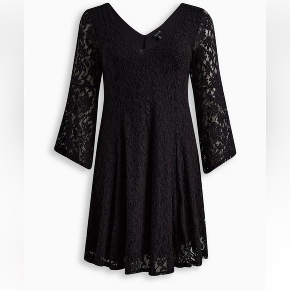 lace up hem dress Marguerite White Lace Dip Hem Midaxi Dress – Frock and Frill main image 0